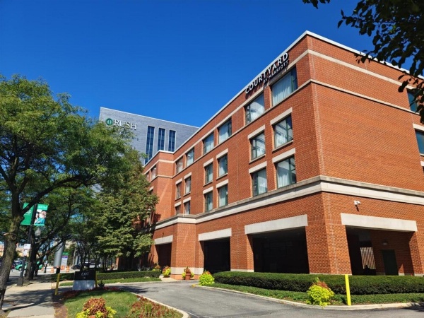 Courtyard by Marriott Chicago at Medical District/UIC image 2